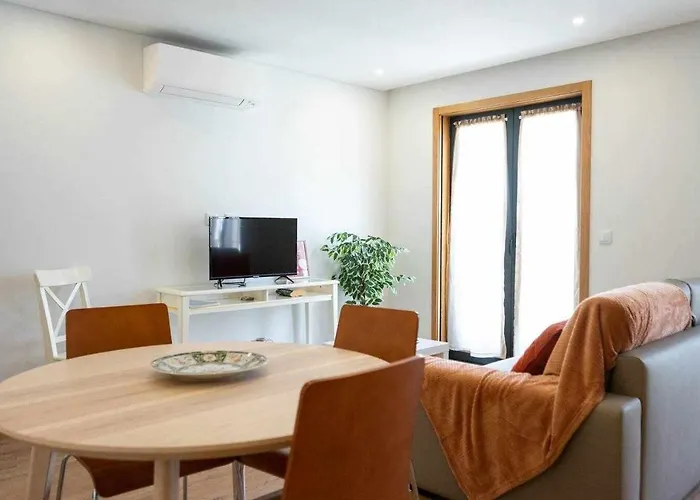 Camoes Place Loft Duplex